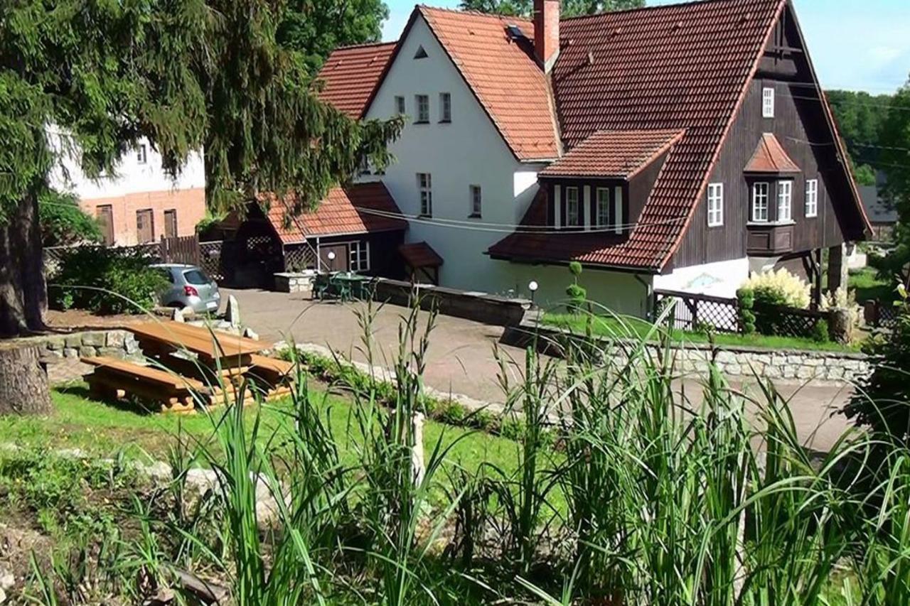Hotel Krasnoludki Sosnówka Kültér fotó