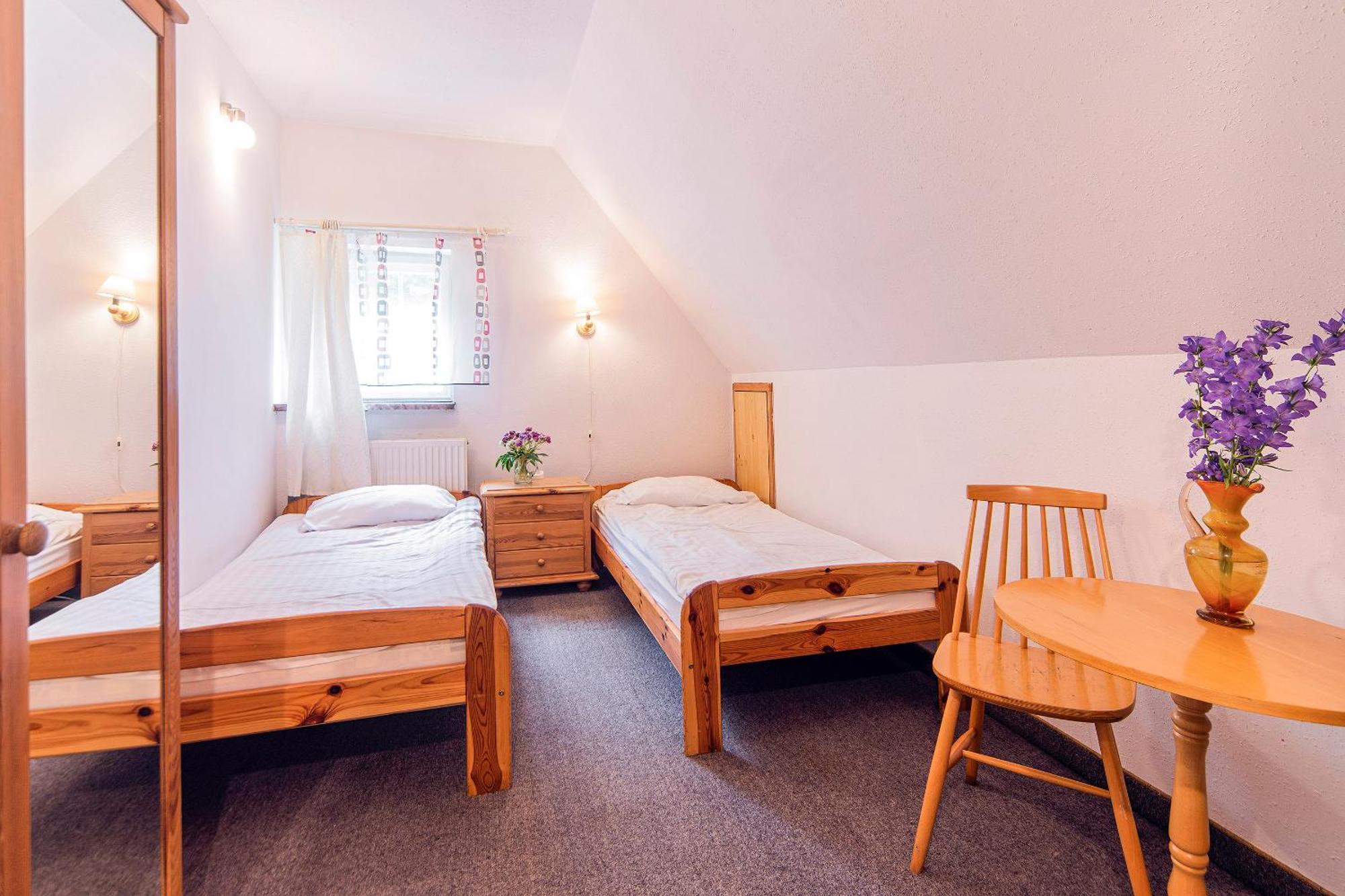 Hotel Krasnoludki Sosnówka Kültér fotó